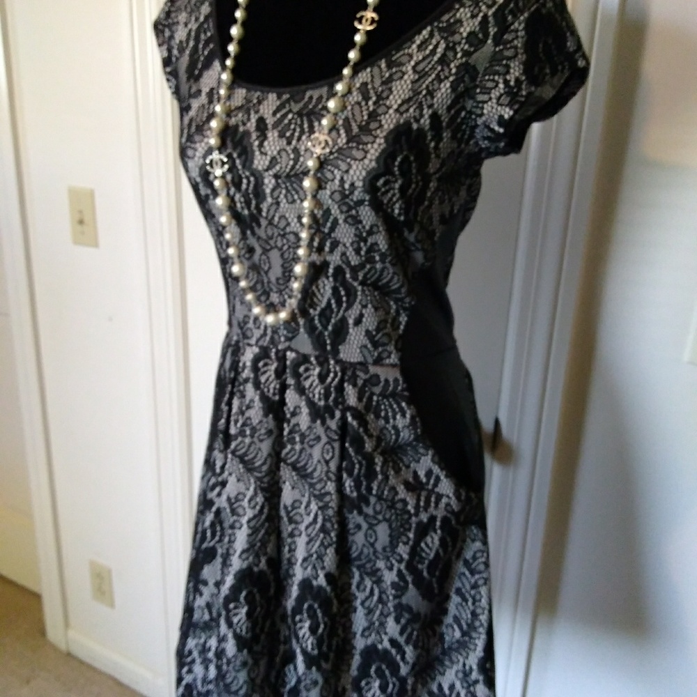 Flattering black Jessica Simpson dress
